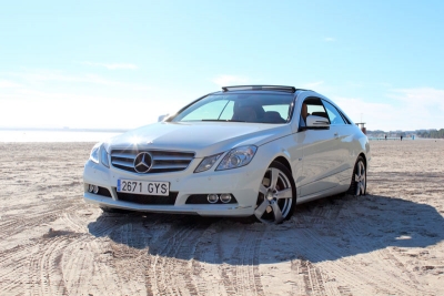 Mercedes Benz CLK descapotable para 4 Personas alquiler